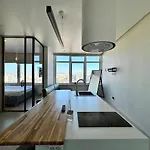 Kamanina Stylish Aparthotel 4*