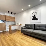 Kamanina Stylish Aparthotel