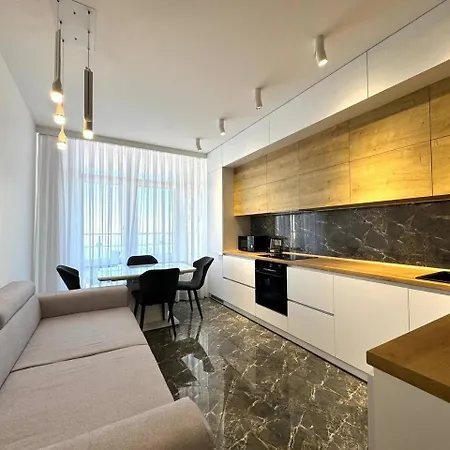 Kamanina Stylish Ξενοδοχείο με διαμερίσματα 4*