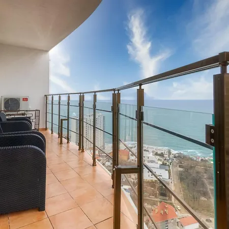 Kamanina Stylish Aparthotel 4*