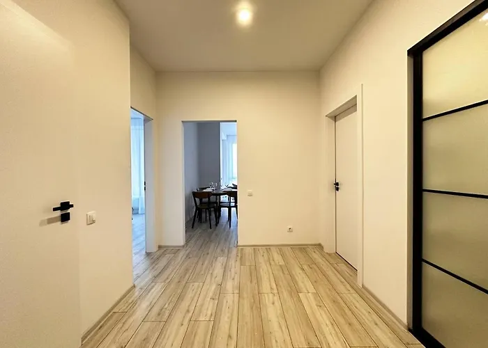 Kamanina Stylish Odessza