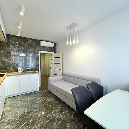 Aparthotel Kamanina Stylish 4*