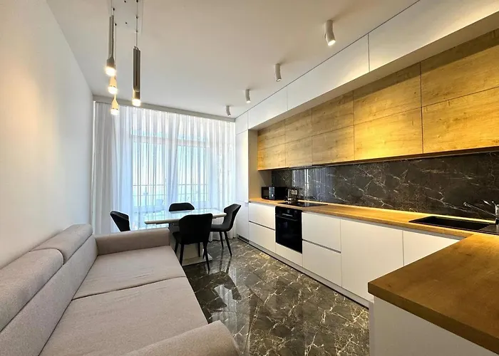 Kamanina Stylish Aparthotel 4*